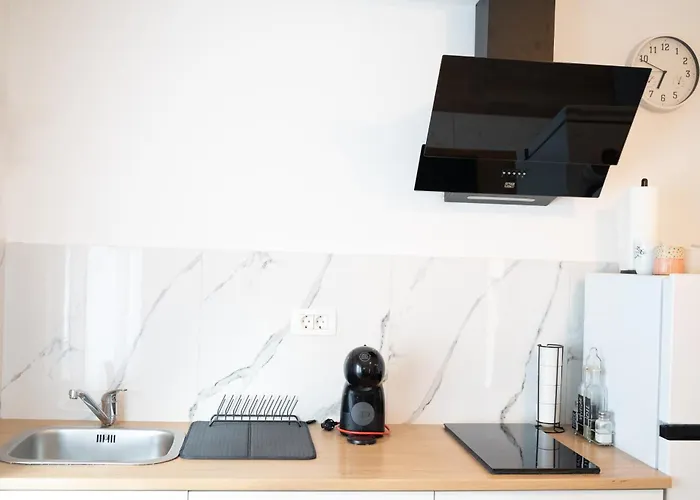 Dora's Lägenhet Zadar