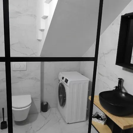 Apartment Dora's *